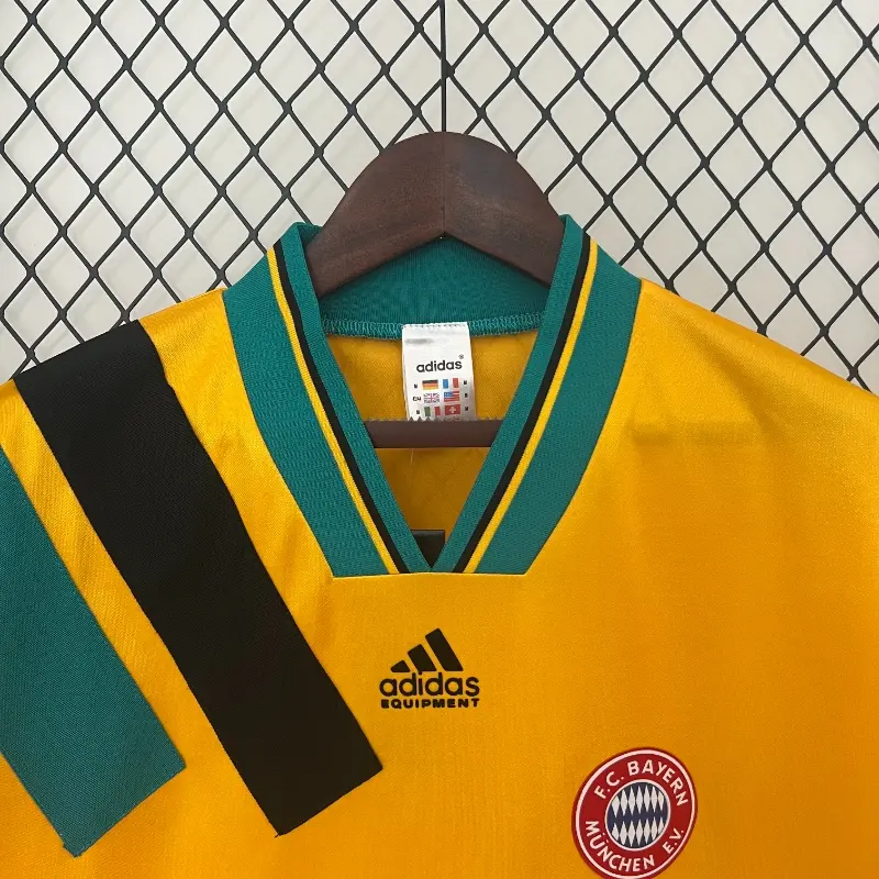 1993-1995 Bayern Munich Jersey retro kit