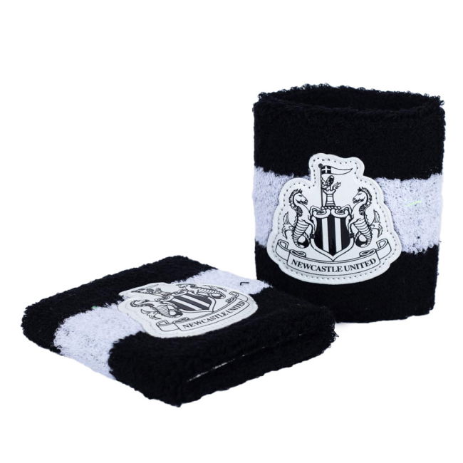 Official Licensed Newcastle Home Supporter Kit for Adults (2)
