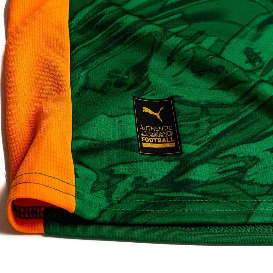 Dortmund Goalkeeper Shirt 2025/26