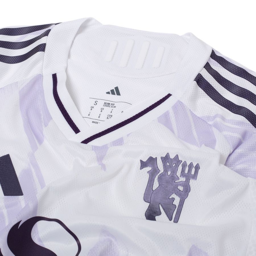 Manchester United Away Shirt 2025/26 For Algeria Football Fans