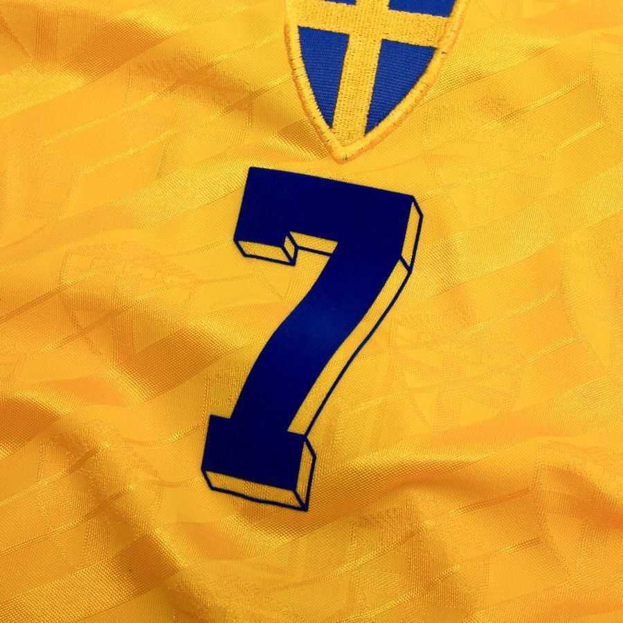 [EFKS] Sweden Size LARSSON 7 Home Uniform 1994 L (8/10)