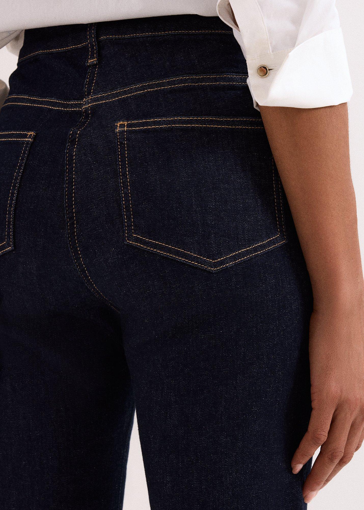 Olivia Bootcut Jean