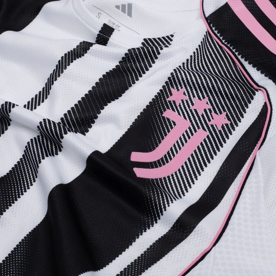 Juventus Home Shirt 2025/26 Supporter Version In Multiple Adult Sizes