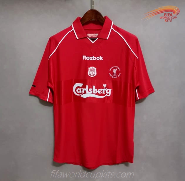 Liverpool 00-02 Home Football Kit