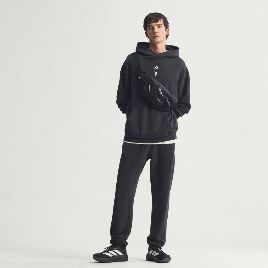 Juventus X Sgura Hoodie - Black