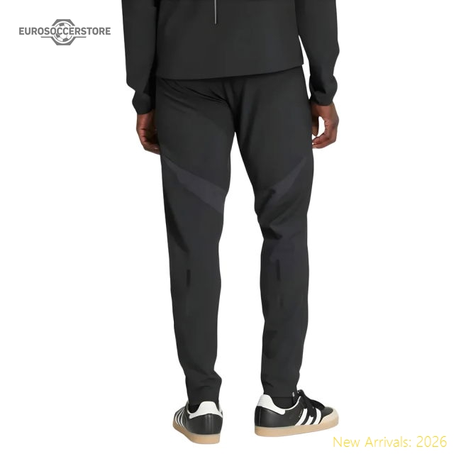 Luxury 2025-2026 Real Madrid Pro Vis Tech Travel Pants (black)