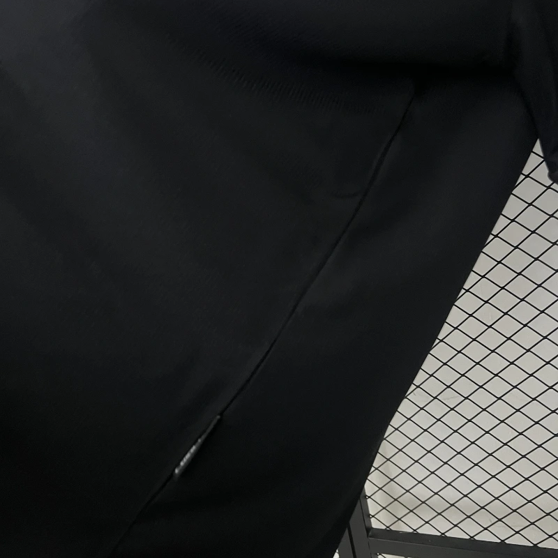 1998-1999 Manchester United Black Soccer retro kit