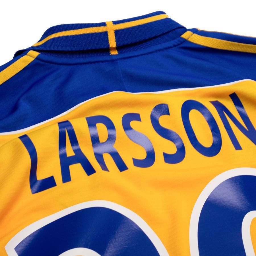 Sweden Home Shirt 2000 Size M LARSSON 20 (8/10)