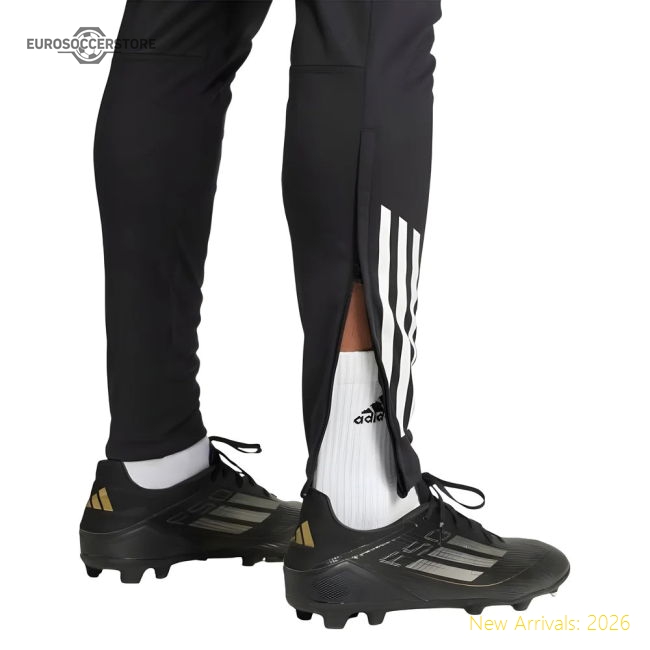 Official 2025-2026 Man Utd Training Pants (black) - Premium Quality