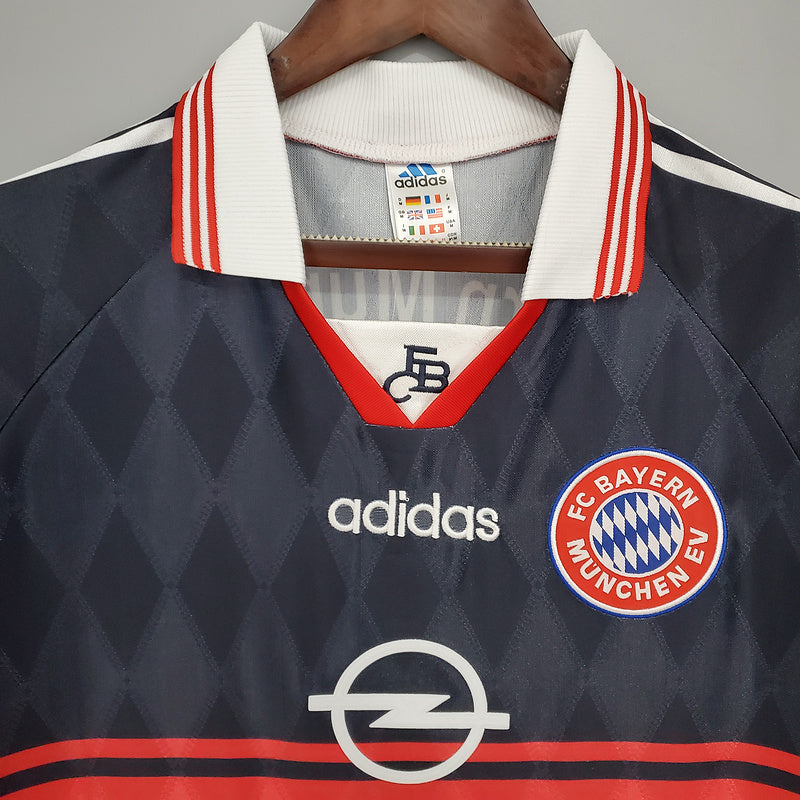 1997/99 Bayern Munich kit