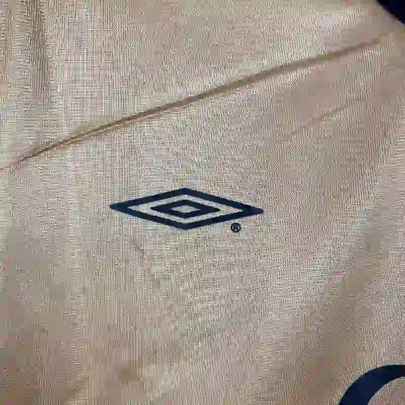 2001-2002 Manchester United Retro Kit – 100th Anniversary Edition (Reversible)