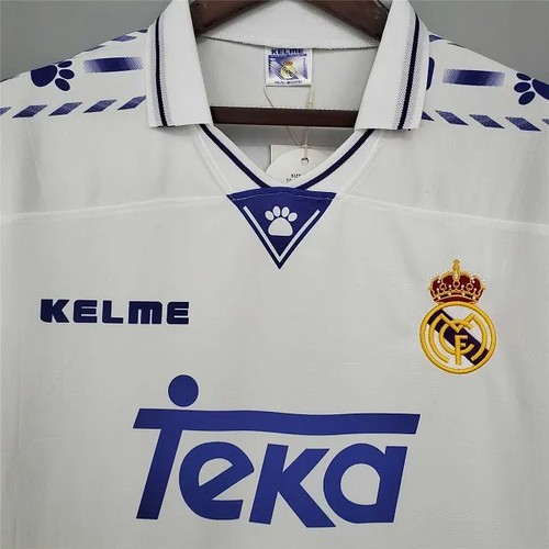 Official Licensed Football Team Madrid #1996 Vintage Collection Lic...