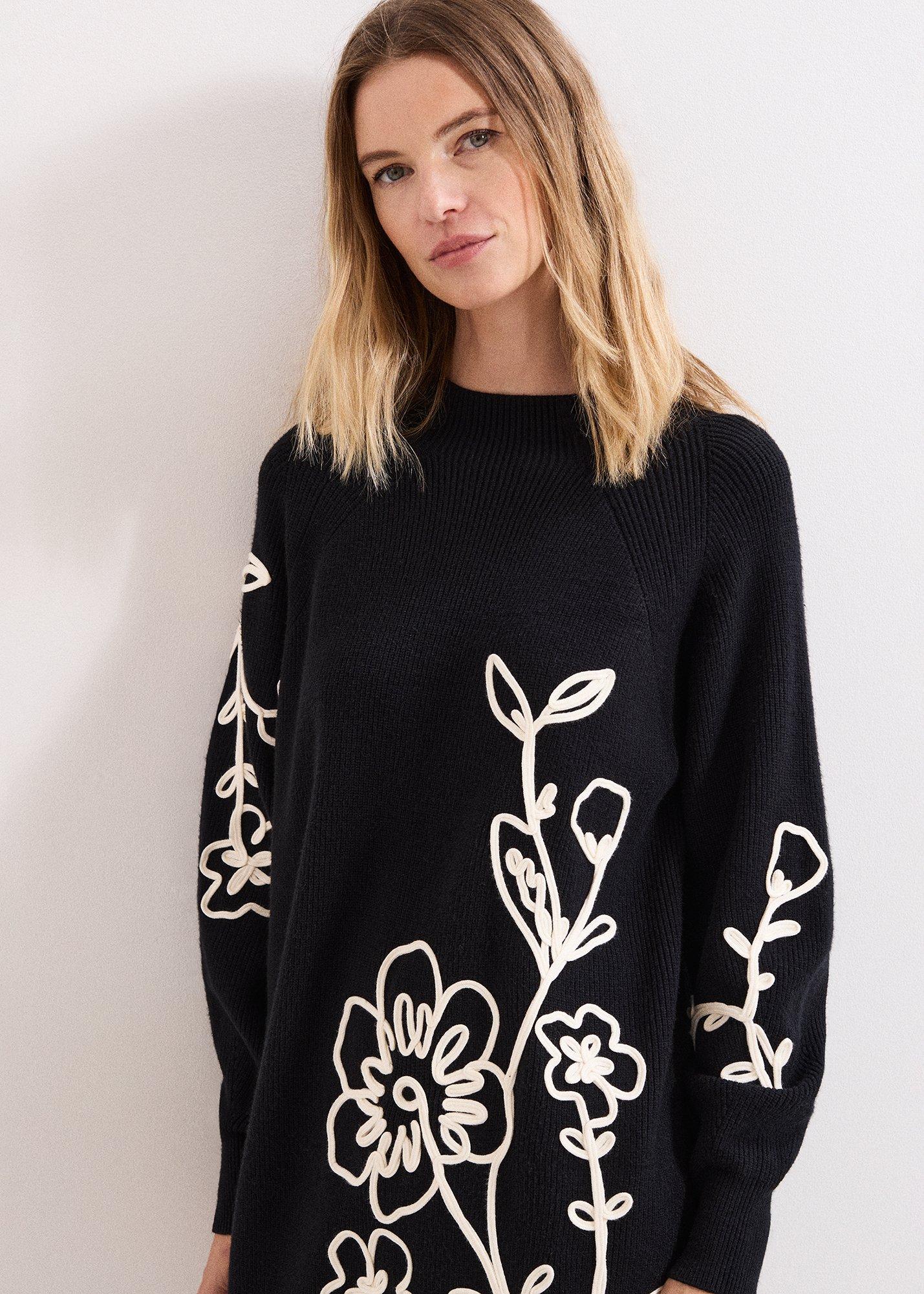 Rosa Jumper Dress With Applique Detail