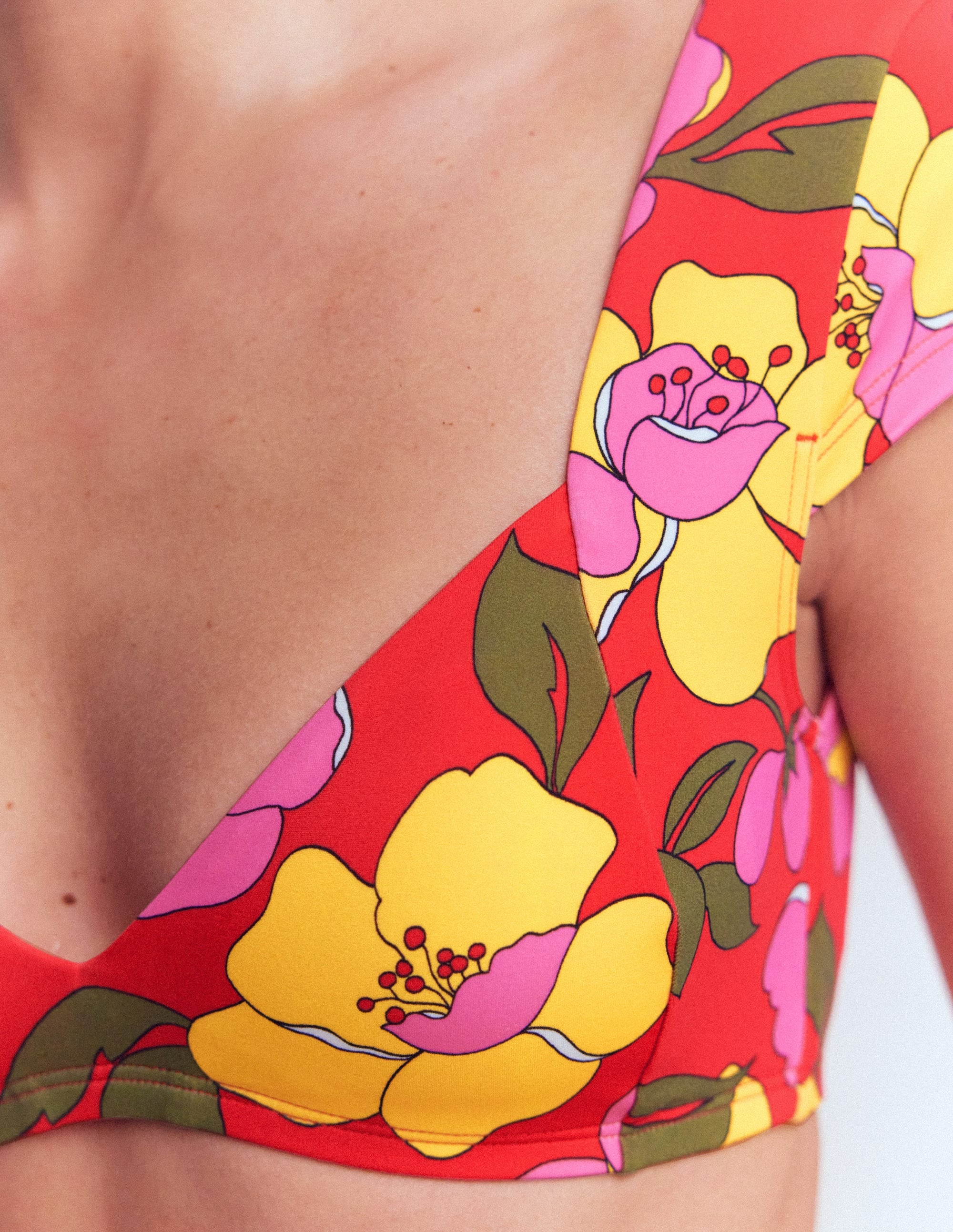 Sweetheart Sleeve Bikini Top