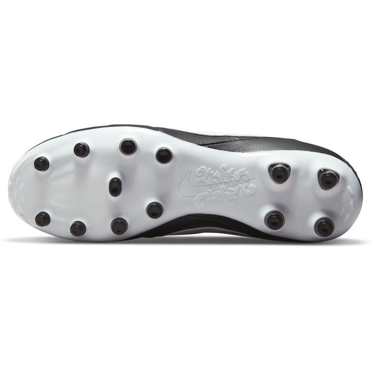 Looking for Your Favorite Team Home Jersey? Get premium-grade Nike