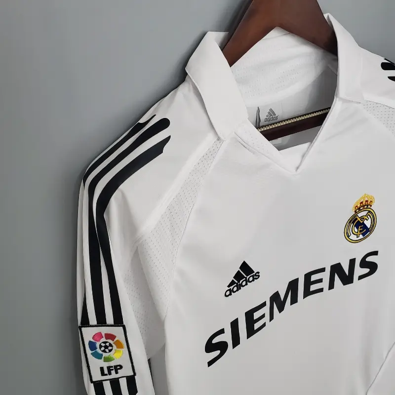 2005-2006 Long Sleeve Real Madrid Jersey retro kit
