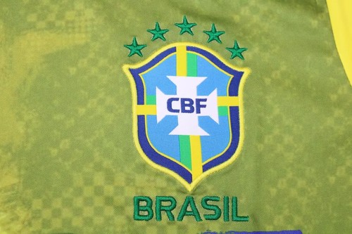 2022 Brazil Premium Camiseta Yellow - Retro Performance Driven -
