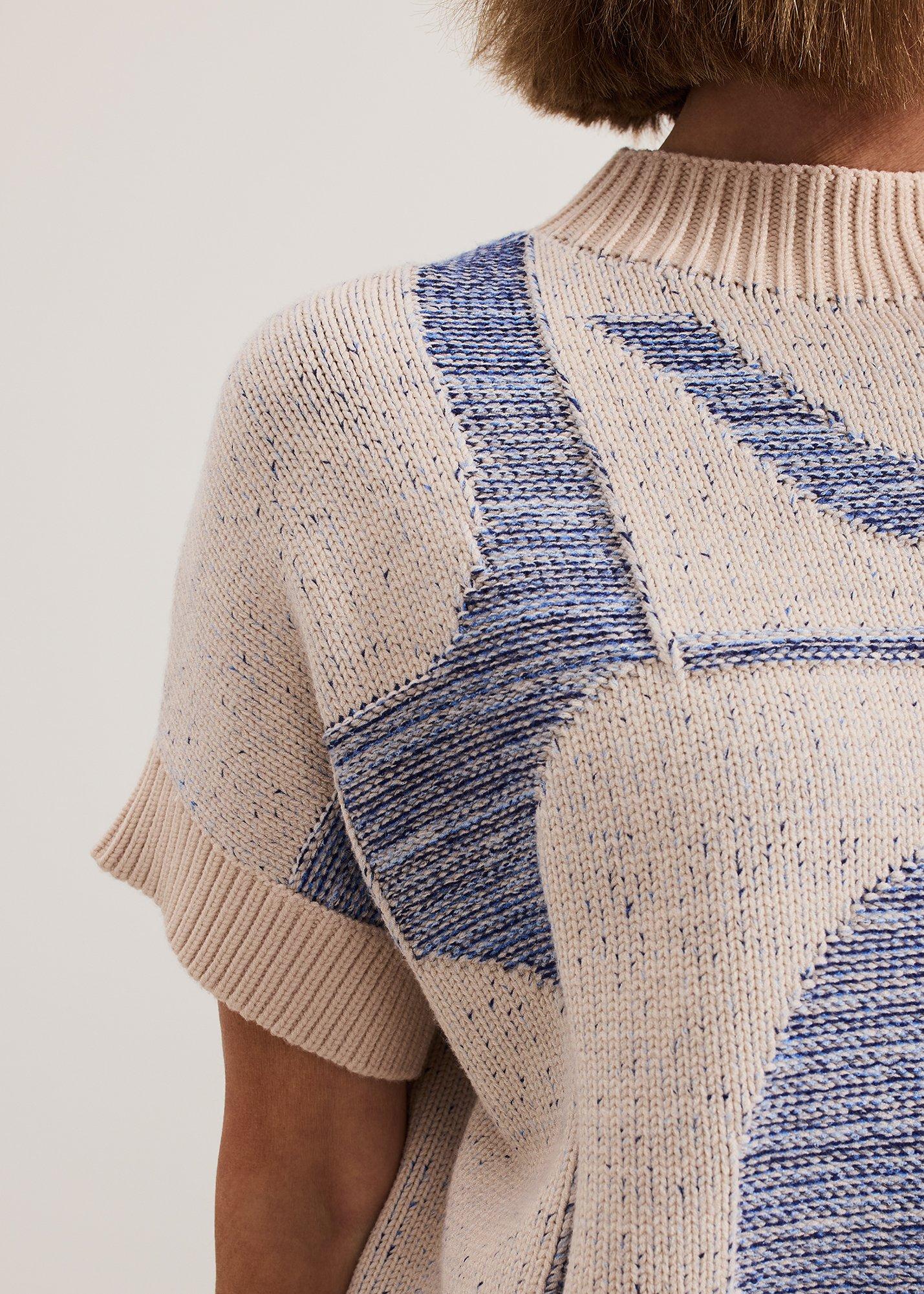 Sara Jacqaurd Geo Tabard