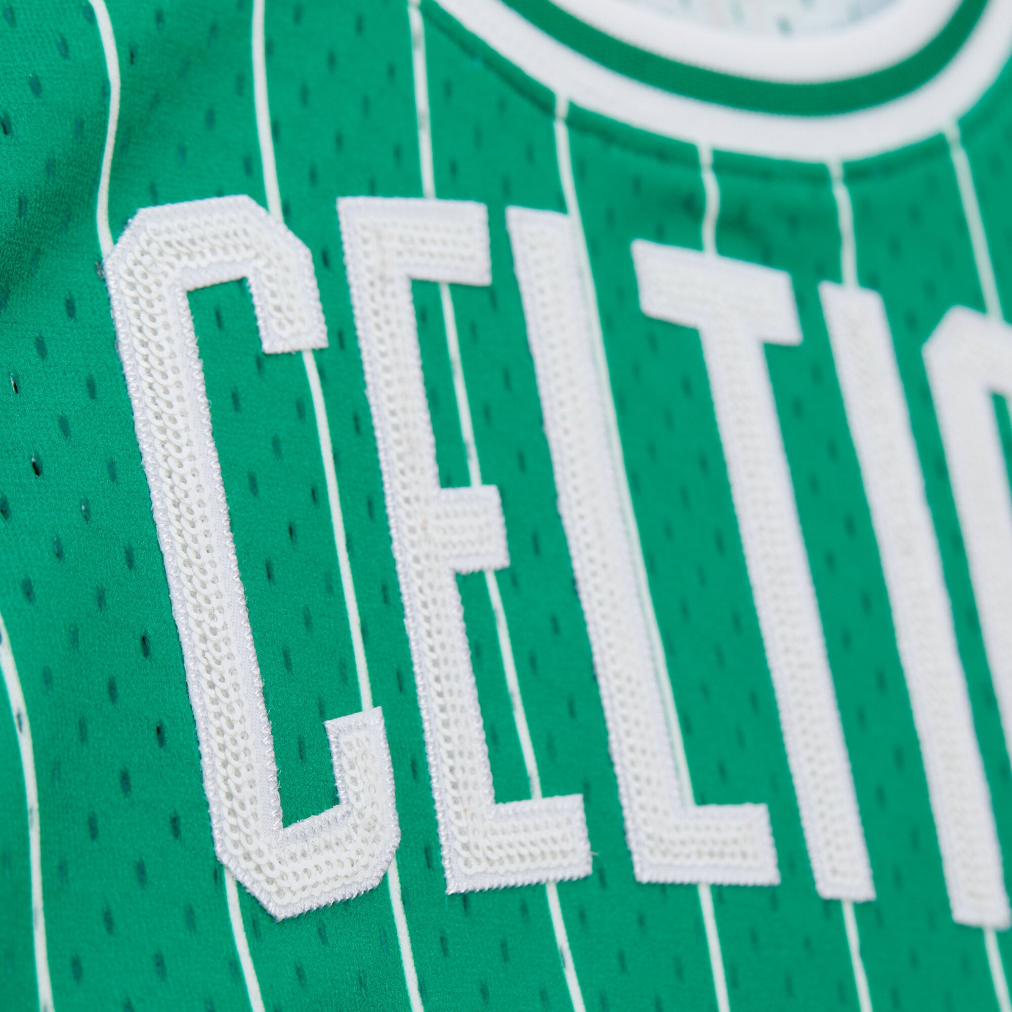 [ESK] Larry Bird Boston Celtics x DANNIJO Women's Fashion Cropped Basketball Jersey - Kelly Green