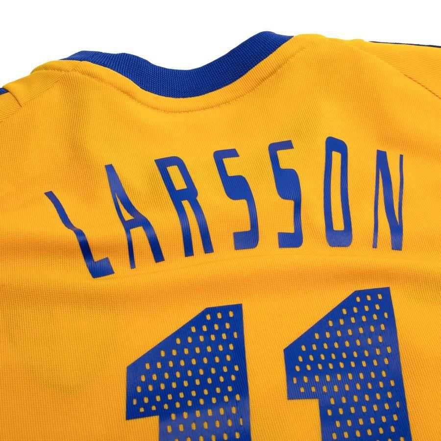 Sweden Home Shirt 2002 Size S LARSSON 11 (8/10)