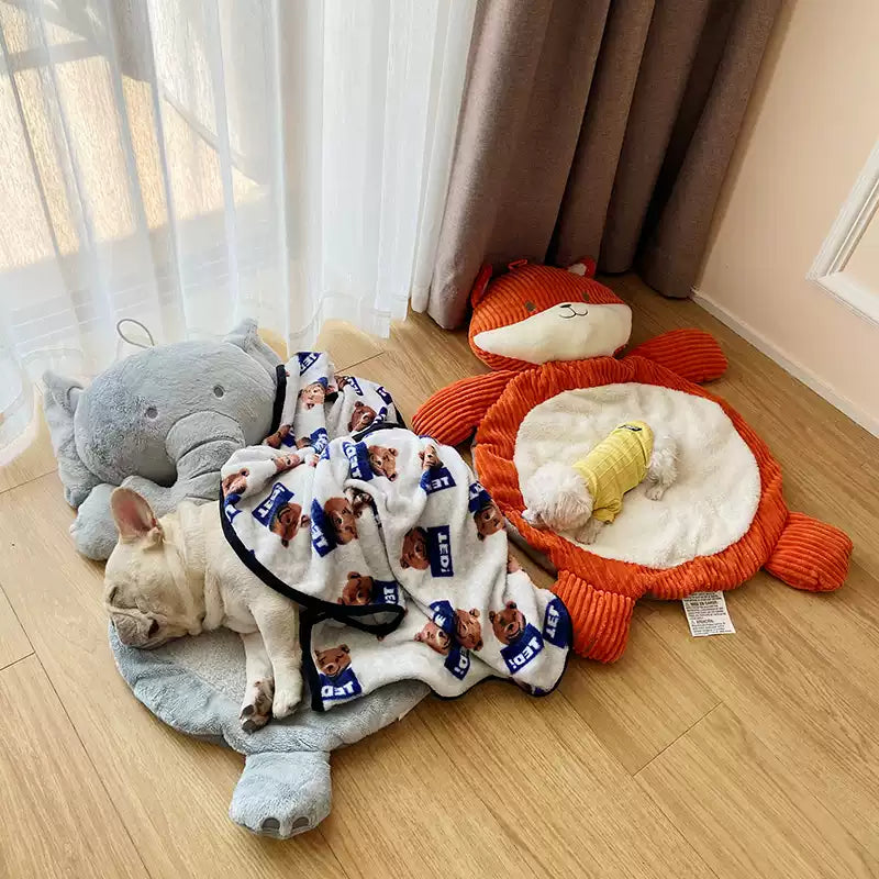 Cartoon French Bulldog Bed – Warm Plush Winter Sleeping Mat