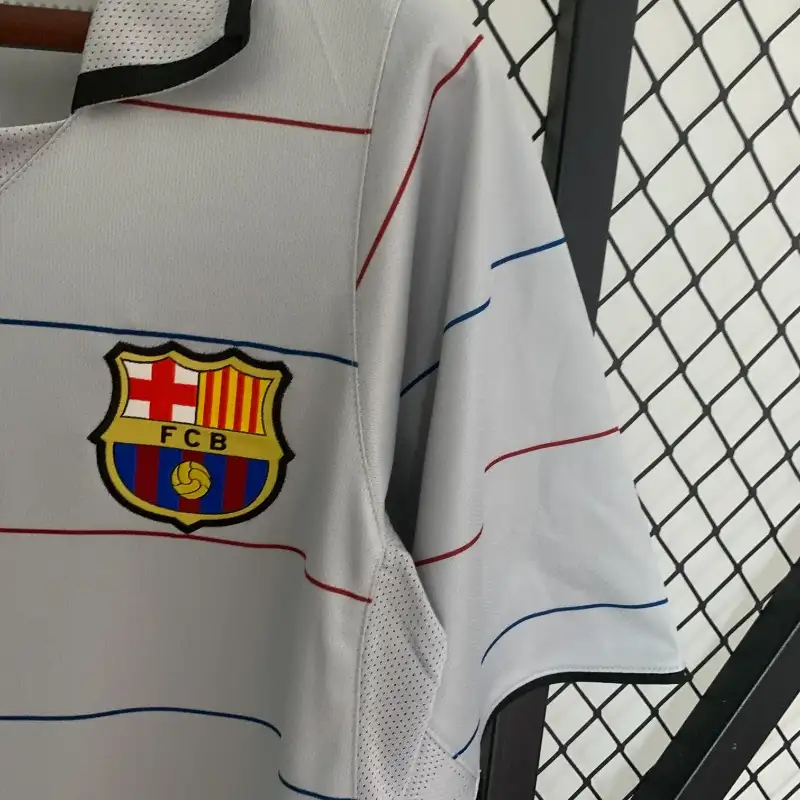 2003-2004 Barcelona Jersey retro kit