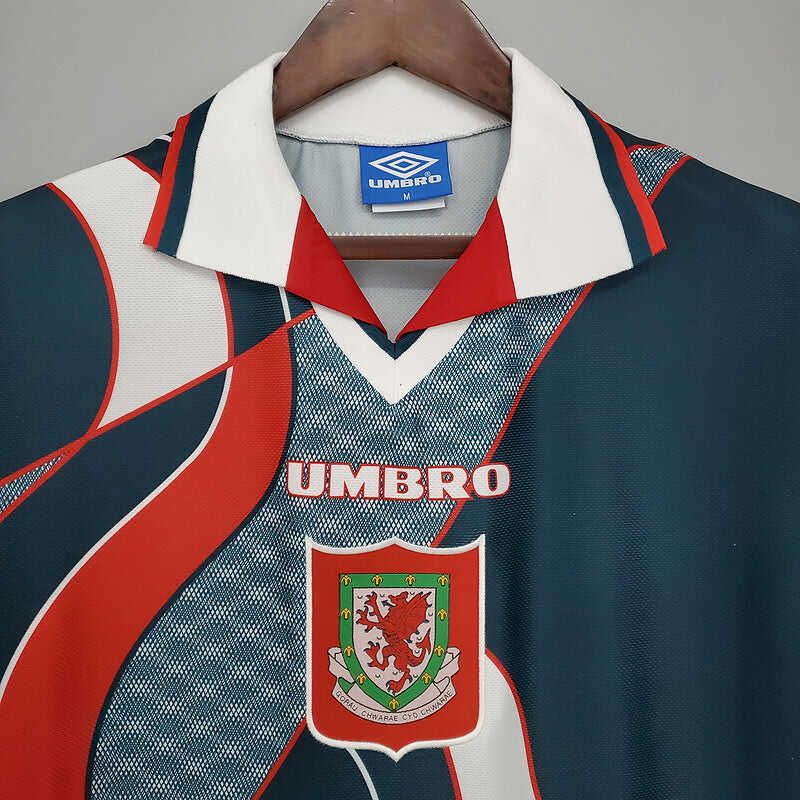 Cheap 1994/95 Wales away kit