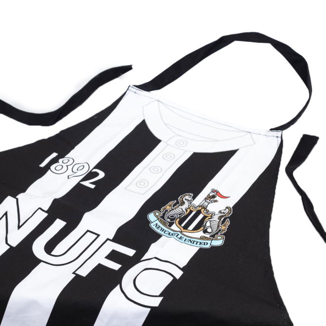 Newcastle United FC Retro Kit Apron (Fan Favorite)
