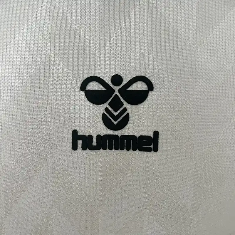 Cheap 1986-1987 Real Madrid Jersey retro kit