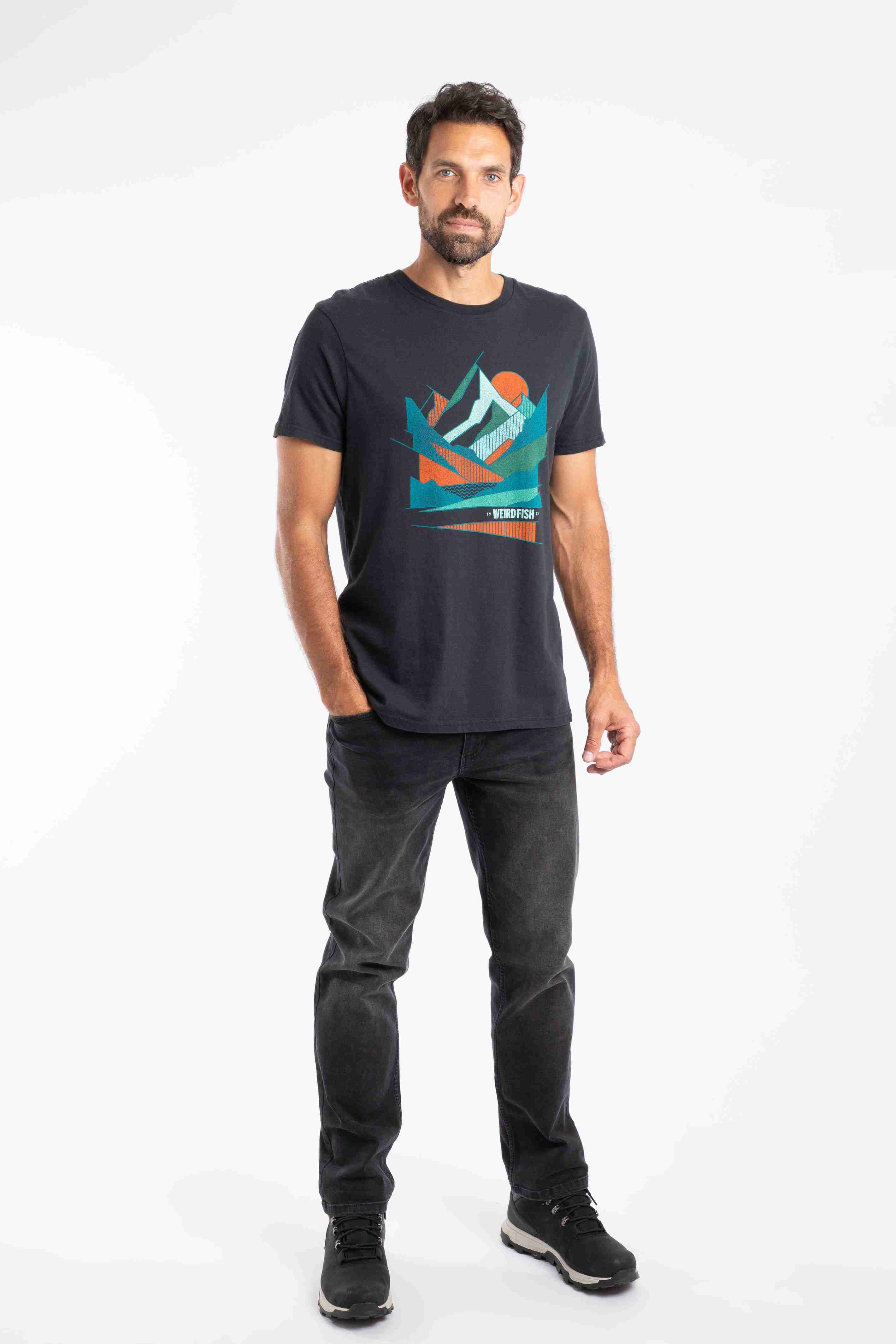 Aspect Mountains Front Print Graphic T-Shirt Black