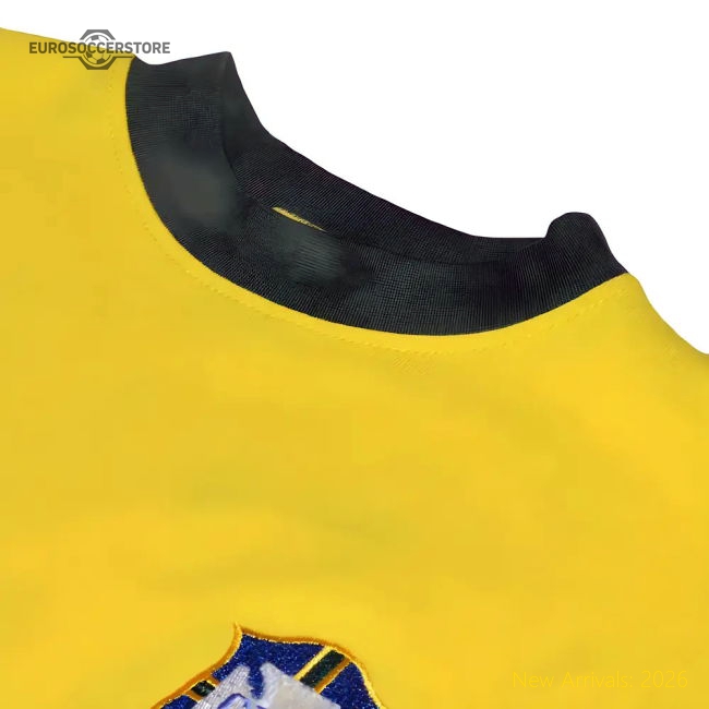 Match-Ready Team Replica Jersey Perfect For Match Days