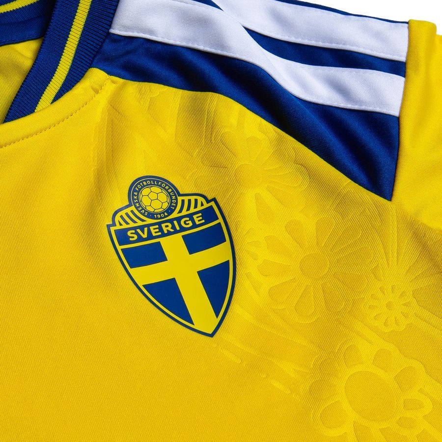 Sweden Home Shirt 2025/26 Mini Kit Kids Supporter Version