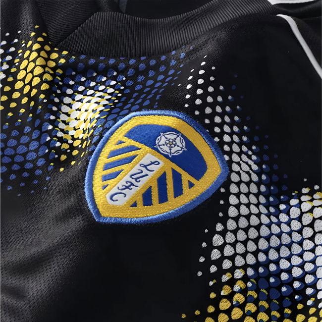 Superior Craftsmanship Avid Leeds Fresh Look Football Shirt