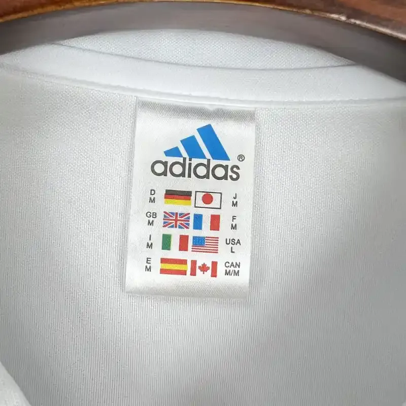 Cheap 2002-2003 Real Madrid Jersey retro kit