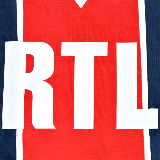 1981-1982 Paris RTL Retro Shirt for