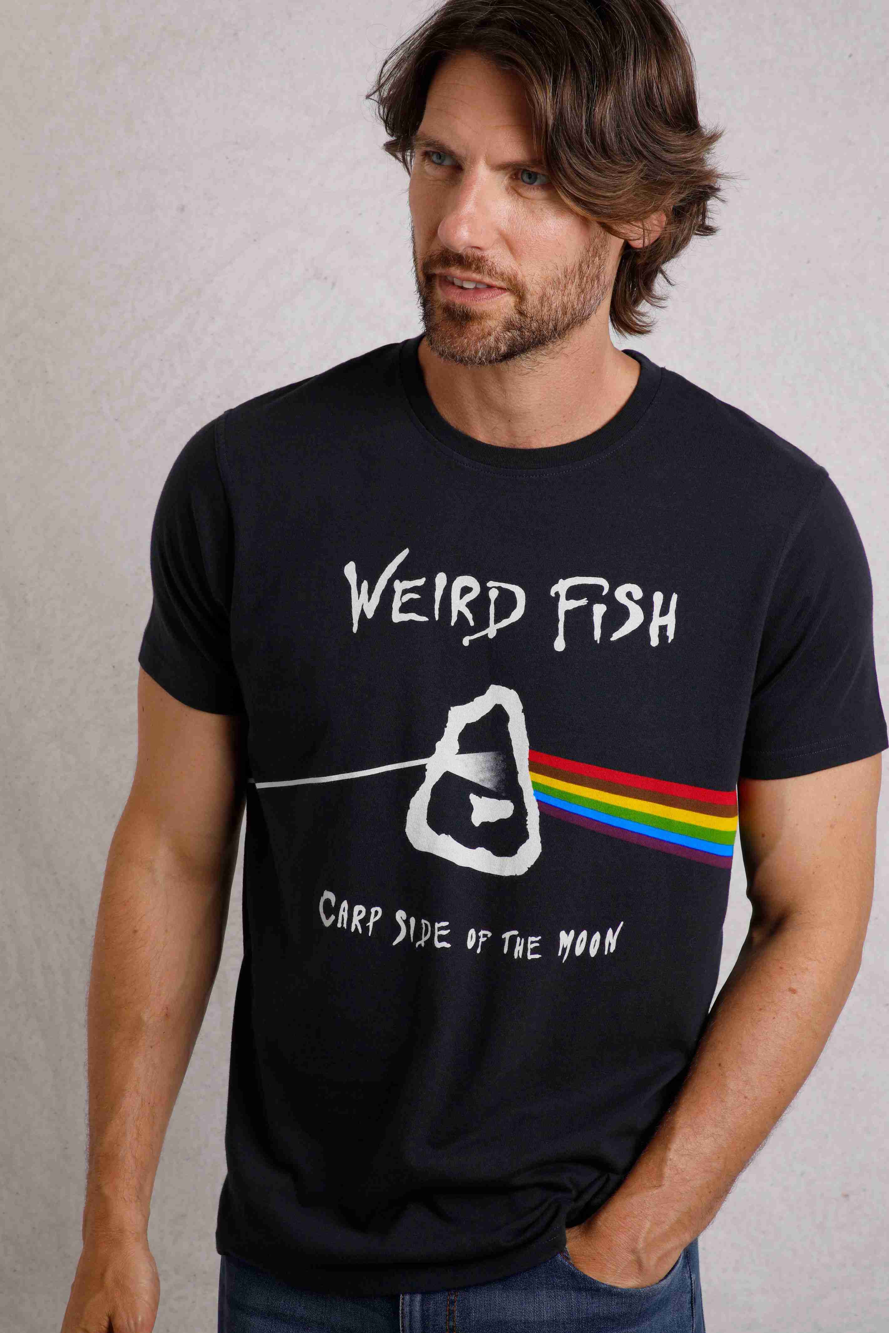 Carp Side Front Print Artist T-Shirt Navy