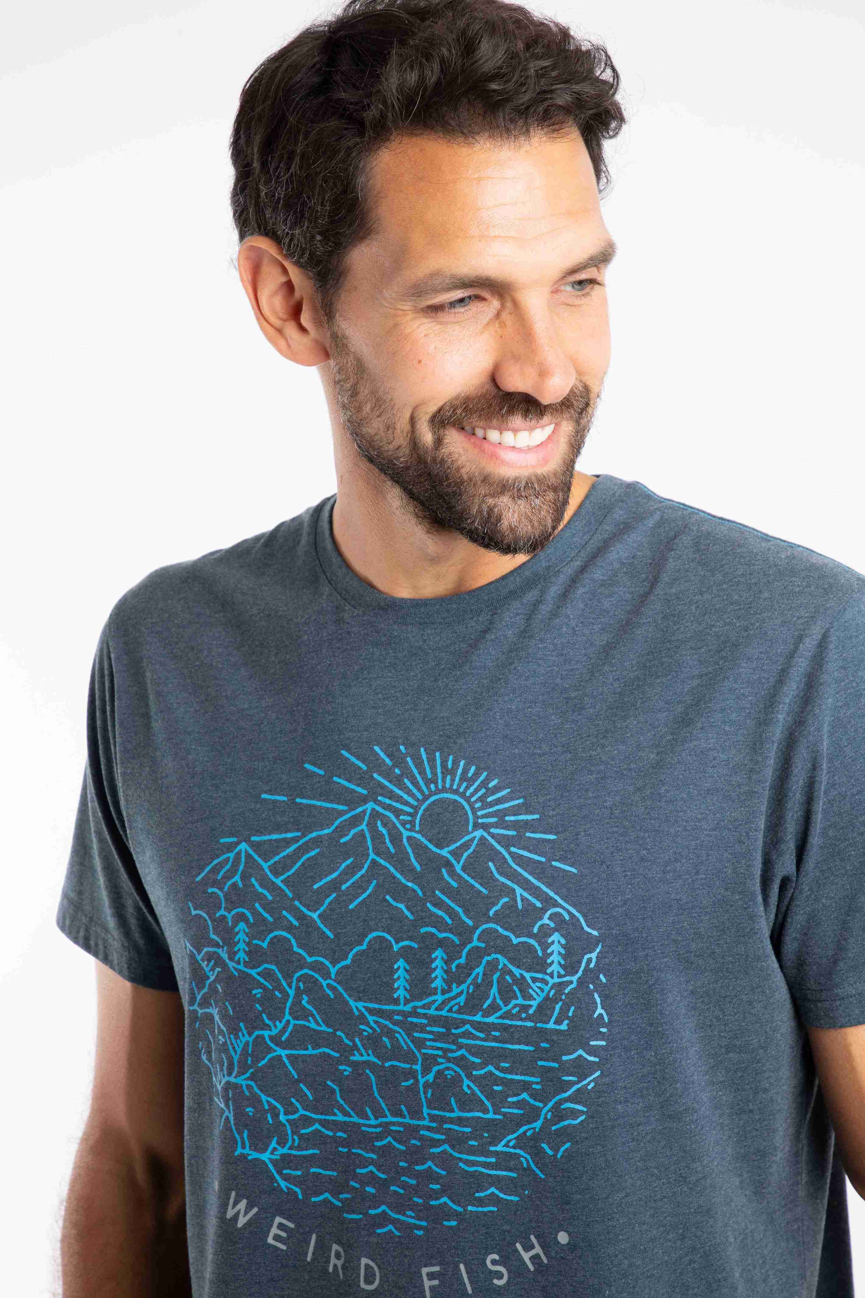 Lakes and Peaks Front Print Graphic T-Shirt Navy