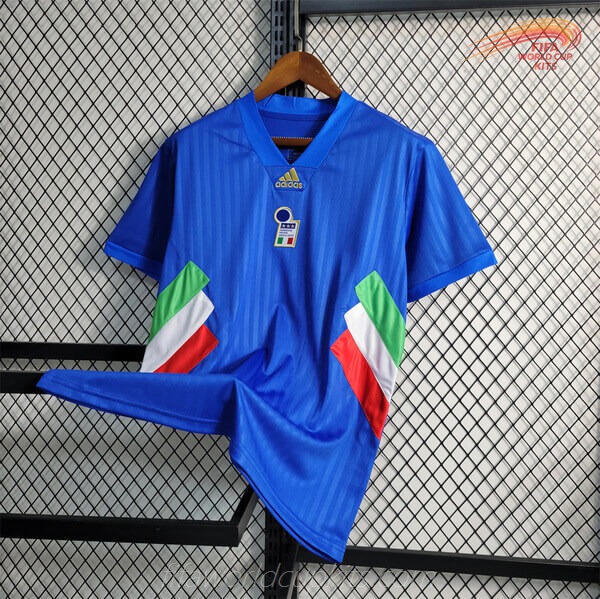Italy years 23 to 24 Collector's Football Strip
