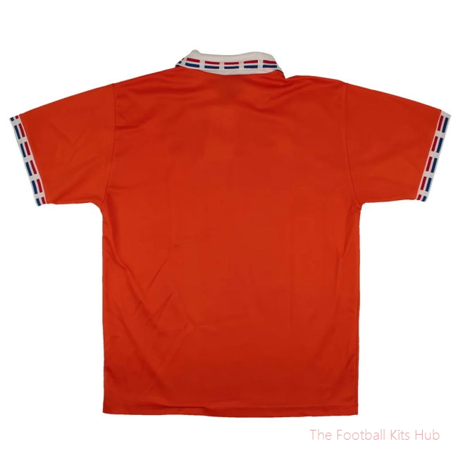 Holland 1996-97 Home Shirt (M) (Very Good) (V NISTELROOY 10)