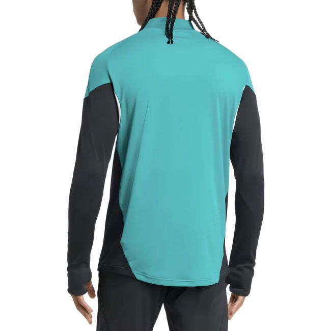 Liverpool Soccer Club Sleek Training Team Kit (1)
