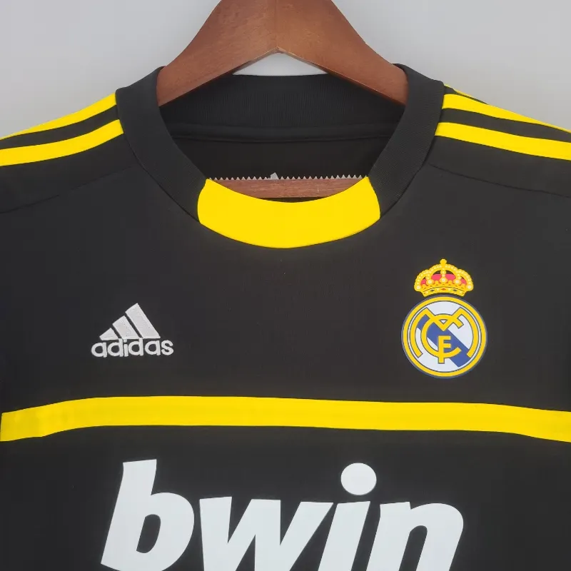 2011-2012 Real Madrid Goalkeeper Soccer retro kit