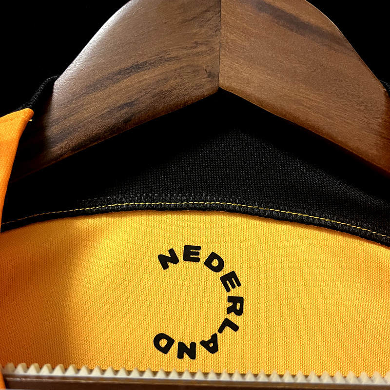 Breathable World Cup 2022 Netherlands Soccer Shirt Home Football Shirt