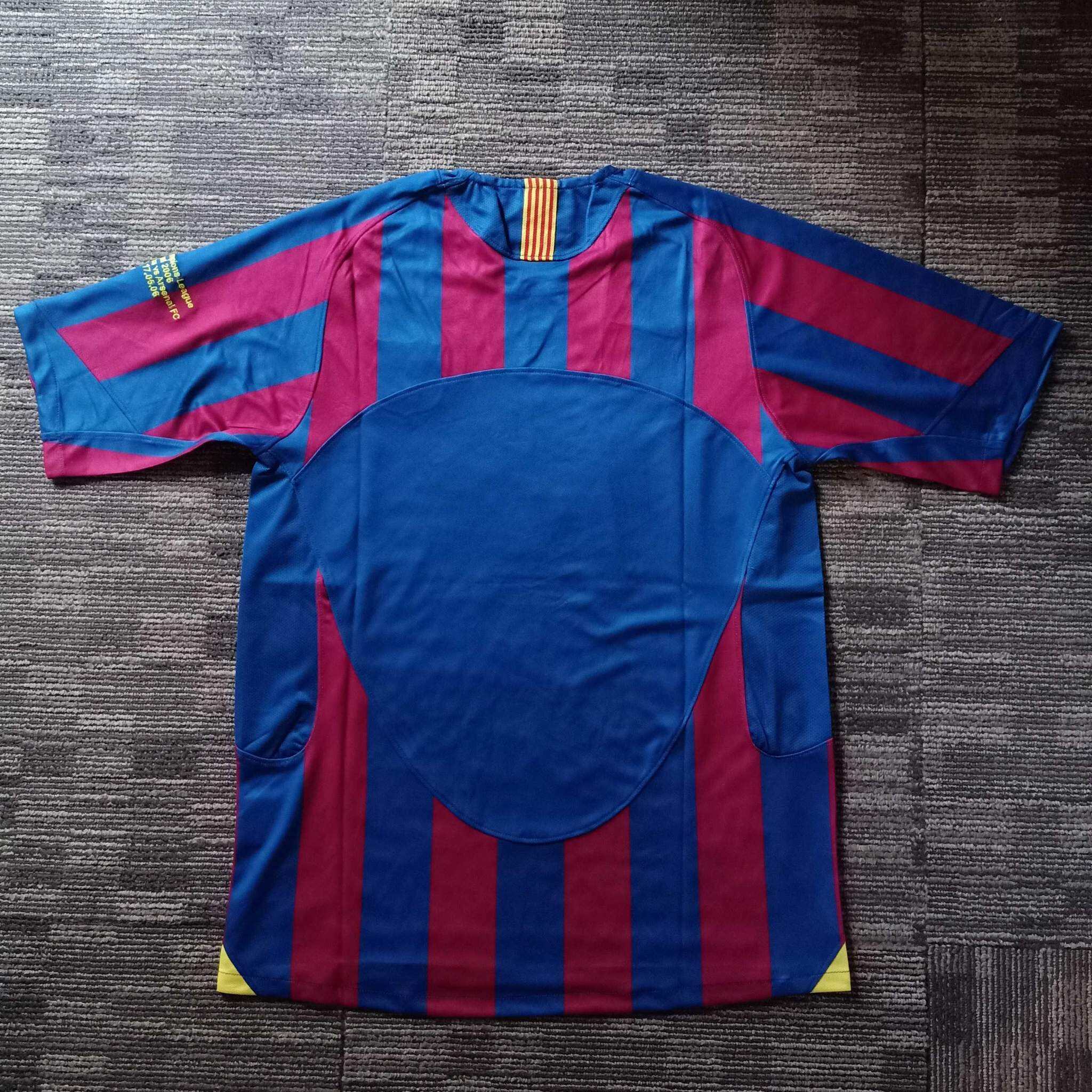 Cheap 2005-2006 Barcelona home retro kit