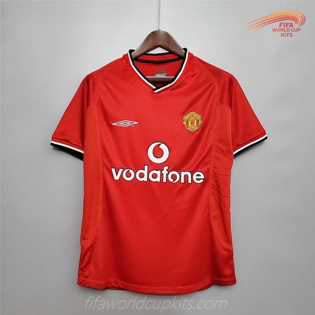 Manchester United 00-02 Home Football Kit