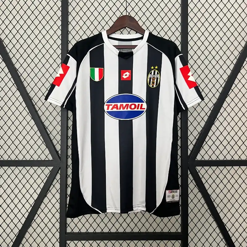 2002-2003 Juventus Jersey retro kit