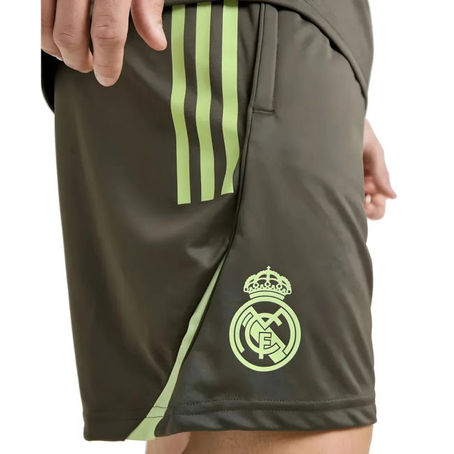 Latest Real Madrid Training Match Shirt 2025-2026