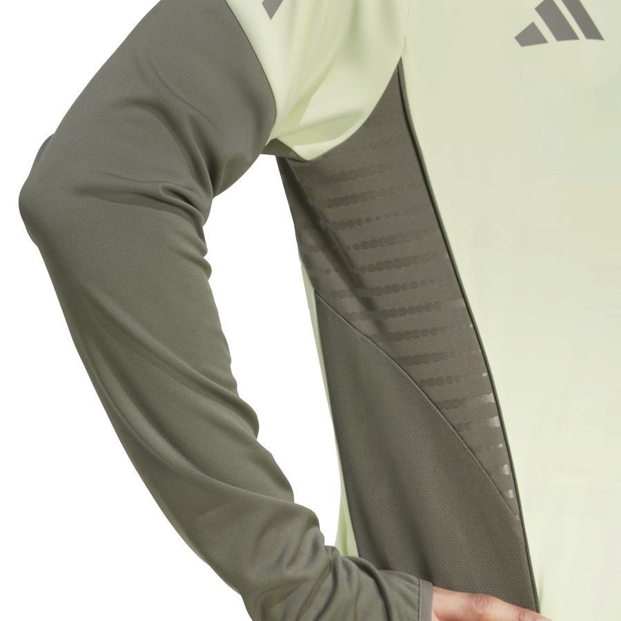 [EFKS] Real Madrid Tiro Almost 25 Training Lime Uniform