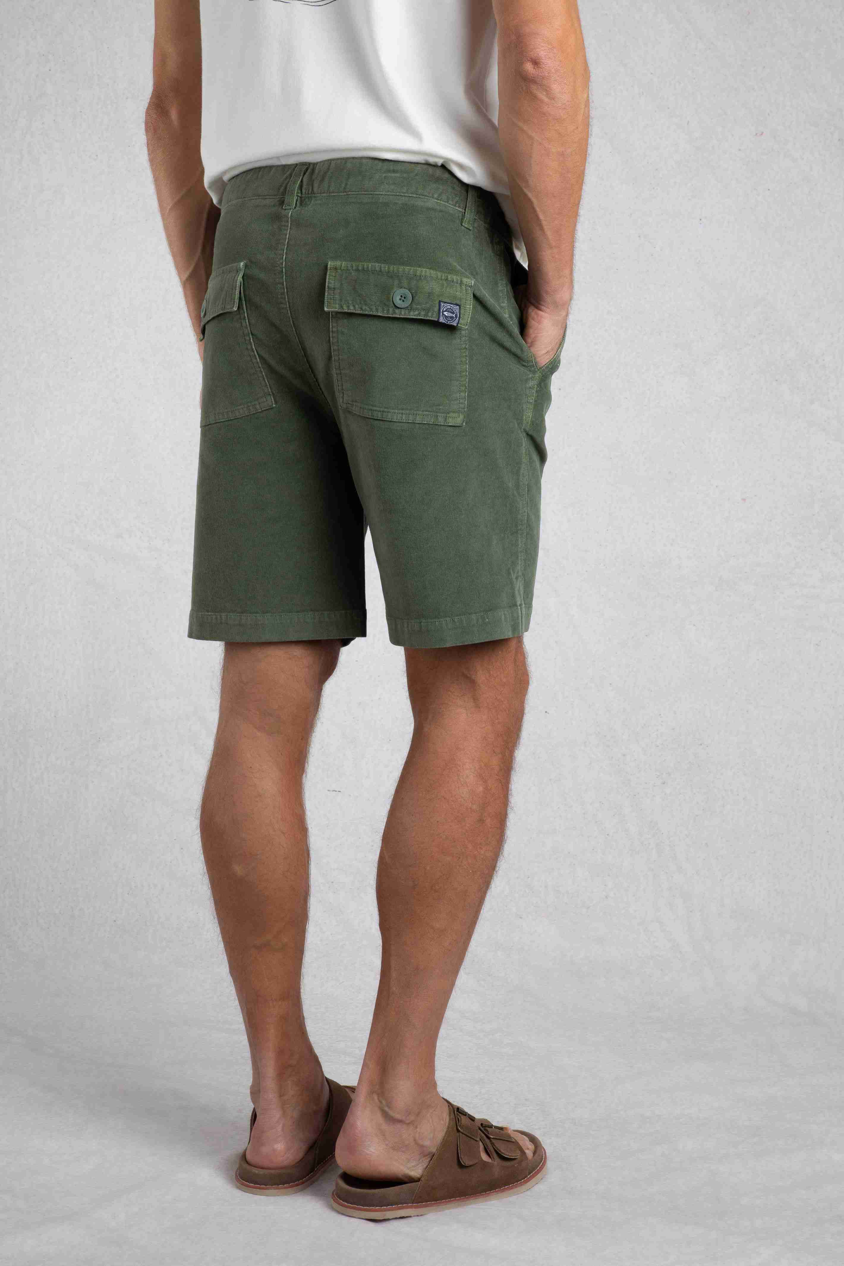 Munro Cord Shorts Army Green