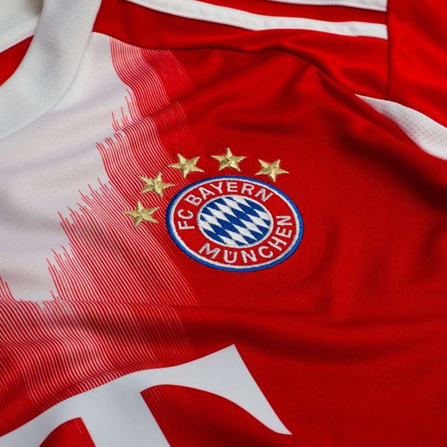 [EFKS] Bayern München Home Women Apparel 2025/26