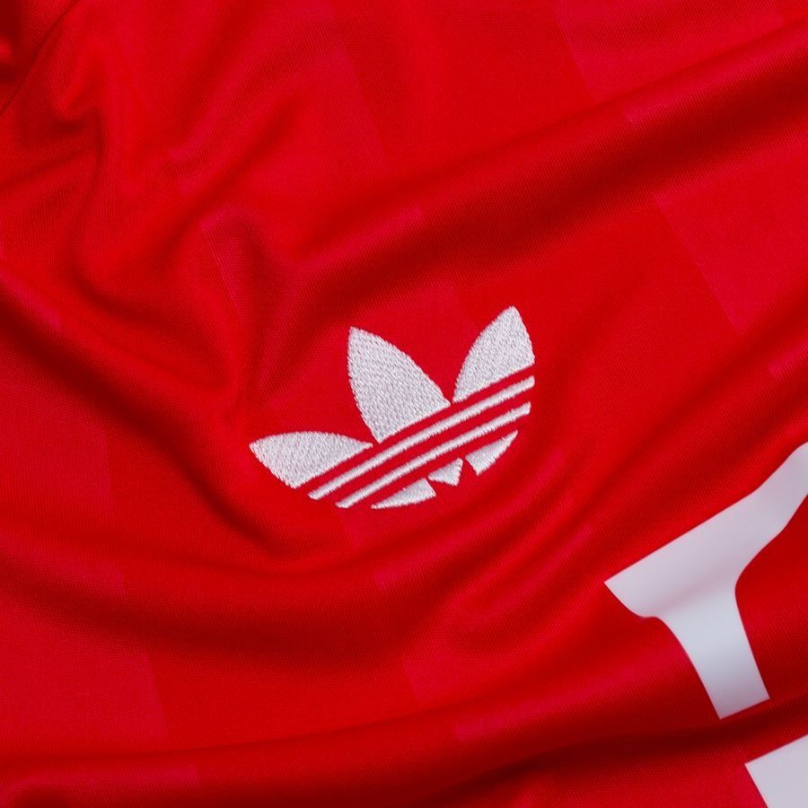 Bayern München 3rd Goalkeeper Shirt 2025/26 Supporter Version